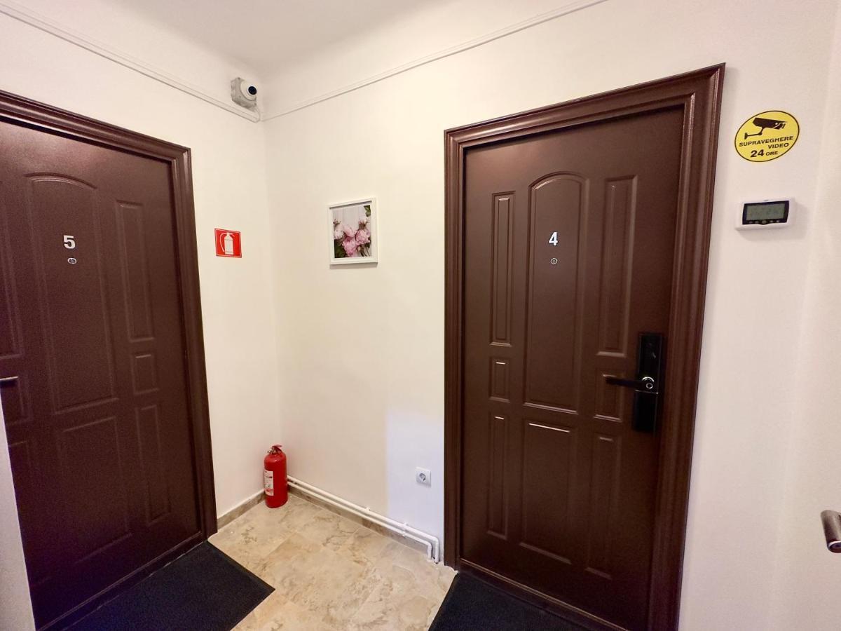 Downtown Victoria Apartments By Citybookings 부쿠레슈티 객실 사진