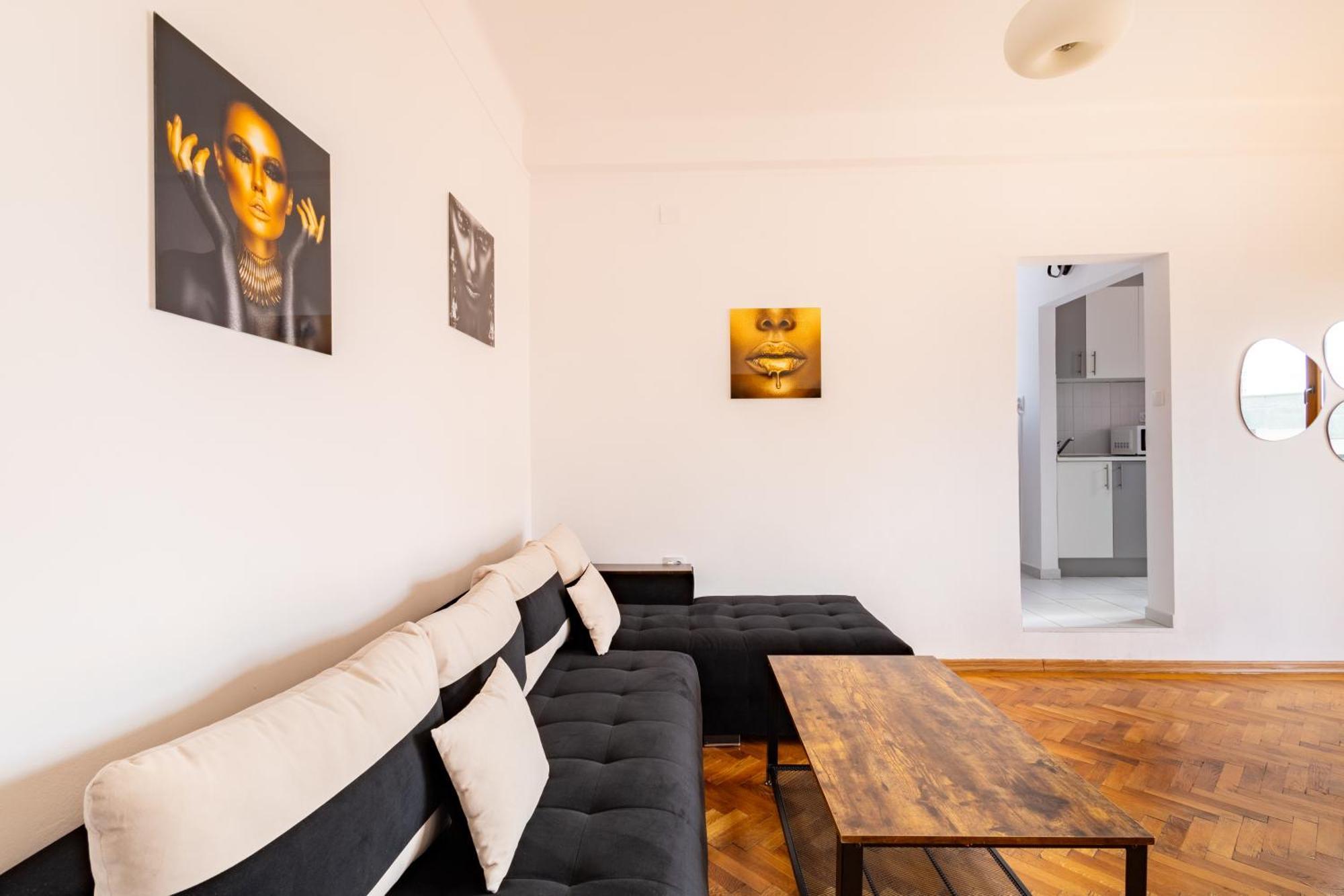 Downtown Victoria Apartments By Citybookings 부쿠레슈티 외부 사진